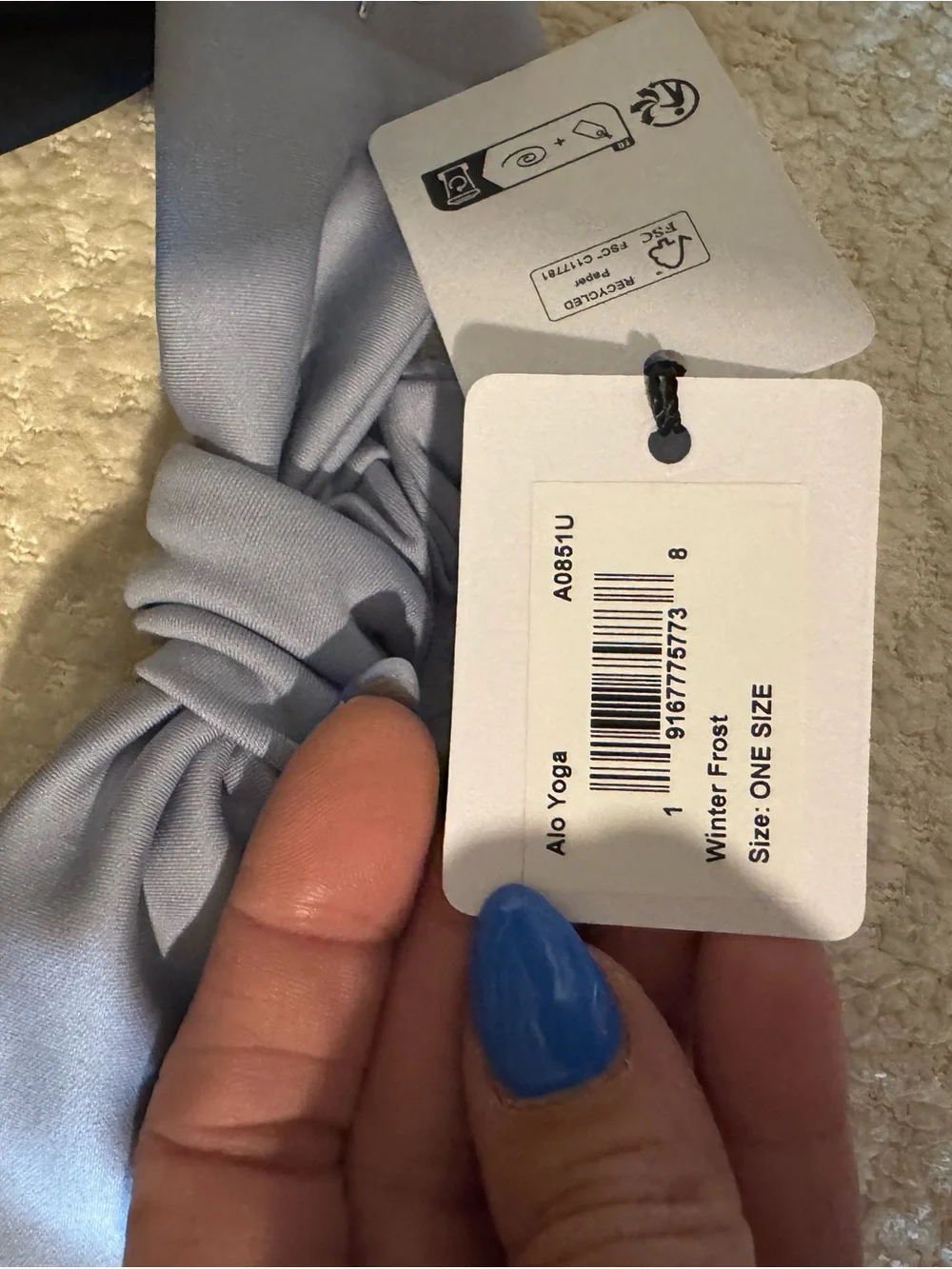 ALO Airlift Rhythm Scrunchie (blue or black)